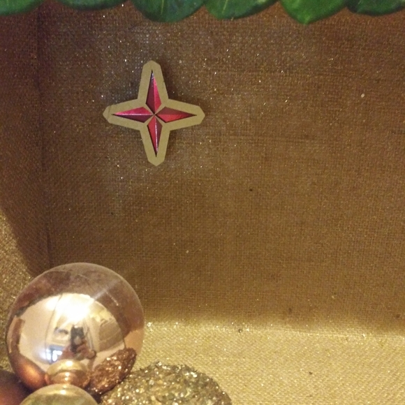 Rare Starbucks Store Christmas Display - Picture 3 of 7